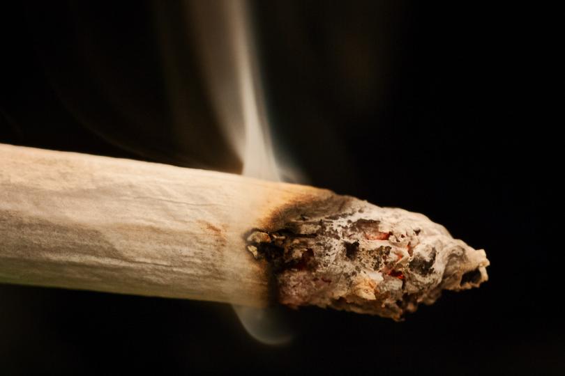 !O uso contínuo de maconha pode ser causa de ginecomastia!